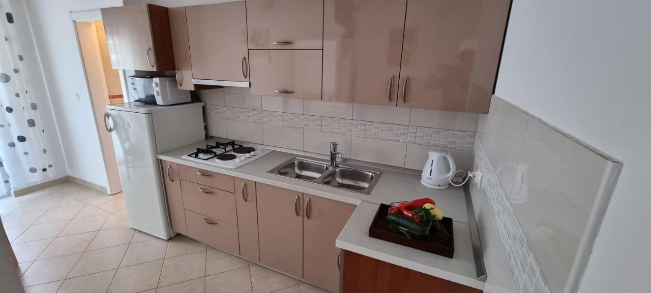 Apartments Cosic Grebastica Luaran gambar