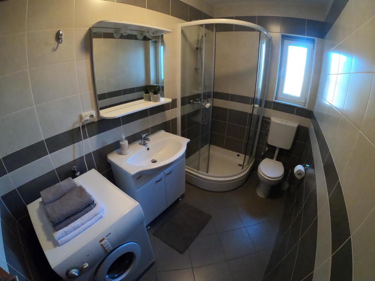 Apartments Cosic Grebastica Luaran gambar